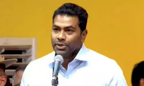 हम हिंदुओं के नहीं, बल्कि हिंदुत्व के खिलाफ हैं : तमिलनाडु के मंत्री आधव अर्जुन हम हिंदुओं के नहीं, बल्कि हिंदुत्व के खिलाफ हैं : तमिलनाडु के मंत्री आधव अर्जुन