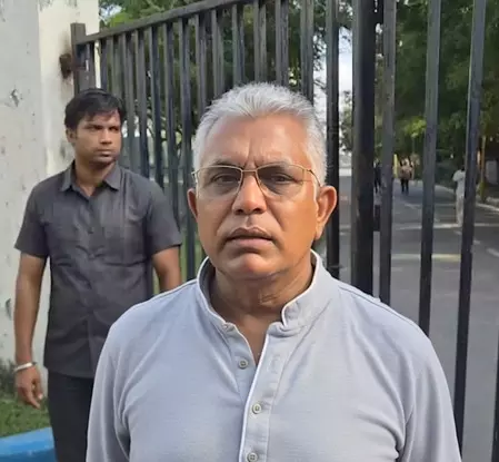 पेट्रोल, डीजल के दाम बढ़ने पर दिलीप घोष ने सरकार का किया बचाव, कहा- पीएम मोदी ने हमें कोई नुकसान नहीं होने दिया पेट्रोल, डीजल के दाम बढ़ने पर दिलीप घोष ने सरकार का किया बचाव, कहा- पीएम मोदी ने हमें कोई नुकसान नहीं होने दिया