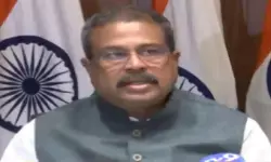 NEET UG 2026 पेपर लीक के बाद बड़ा फैसला, अगली बार से ऑनलाइन होगी परीक्षा NEET UG 2026 पेपर लीक के बाद बड़ा फैसला, अगली बार से ऑनलाइन होगी परीक्षा