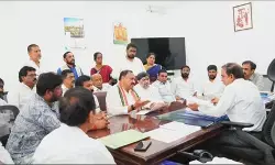 तेलंगाना कांग्रेस ने मुख्य निर्वाचन अधिकारी से एसआईआर प्रक्रिया में जल्दबाजी न करने का आग्रह किया तेलंगाना कांग्रेस ने मुख्य निर्वाचन अधिकारी से एसआईआर प्रक्रिया में जल्दबाजी न करने का आग्रह किया