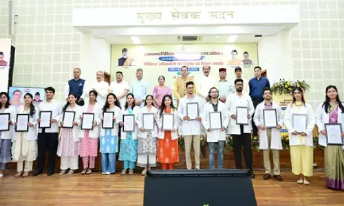मुख्यमंत्री पुष्कर सिंह धामी ने 307 नव नियुक्त अभ्यर्थियों को सौंपे नियुक्ति पत्र मुख्यमंत्री पुष्कर सिंह धामी ने 307 नव नियुक्त अभ्यर्थियों को सौंपे नियुक्ति पत्र