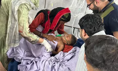 होशियारपुर: 9 घंटे के रेस्क्यू ऑपरेशन के बाद बोरवेल में गिरे बच्चे को सकुशल निकाला गया होशियारपुर: 9 घंटे के रेस्क्यू ऑपरेशन के बाद बोरवेल में गिरे बच्चे को सकुशल निकाला गया