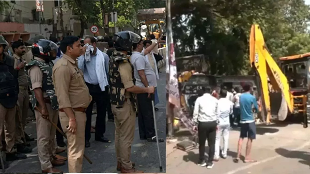 लखनऊ सिविल कोर्ट में भारी बवाल: 240 अवैध चैंबरों पर चला बुलडोजर, वकीलों में भारी नाराजगी लखनऊ सिविल कोर्ट में भारी बवाल: 240 अवैध चैंबरों पर चला बुलडोजर, वकीलों में भारी नाराजगी