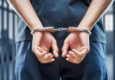 दिल्ली में दिलशाद कॉलोनी रेड लाइट के पास हुए हत्याकांड का खुलासा, तीन आरोपी गिरफ्तार दिल्ली में दिलशाद कॉलोनी रेड लाइट के पास हुए हत्याकांड का खुलासा, तीन आरोपी गिरफ्तार