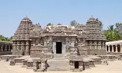तारे के आकार का नारायण को समर्पित विशेष मंदिर, देवालय में विराजमान सुंदर केशव