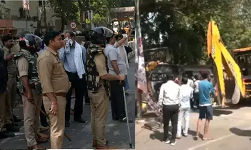 लखनऊ सिविल कोर्ट में भारी बवाल: 240 अवैध चैंबरों पर चला बुलडोजर, वकीलों में भारी नाराजगी