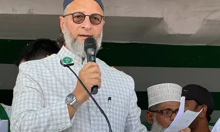 ओवैसी ने बकरीद के दिन होने वाली परीक्षाएं स्थगित करने की उठाई मांग ओवैसी ने बकरीद के दिन होने वाली परीक्षाएं स्थगित करने की उठाई मांग