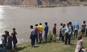 झारखंडः रामगढ़ में दामोदर नदी में नहाने गए दो किशोरों की डूबने से मौत झारखंडः रामगढ़ में दामोदर नदी में नहाने गए दो किशोरों की डूबने से मौत