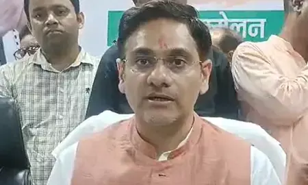 उत्तराखंड: कैबिनेट मंत्री सौरभ बहुगुणा ने जसपुर में किया बास्केटबॉल कोर्ट का उद्घाटन