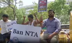 एनएसयूआई का नीट पेपर लीक को लेकर प्रदर्शन, एनटीए पर प्रतिबंध की मांग