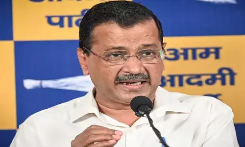 राम मंदिर चढ़ावा मामले पर केजरीवाल का केंद्र पर हमला, प्रधानमंत्री से पूछे कई सवाल, ट्रस्ट की कार्यप्रणाली पर उठाए प्रश्न राम मंदिर चढ़ावा मामले पर केजरीवाल का केंद्र पर हमला, प्रधानमंत्री से पूछे कई सवाल, ट्रस्ट की कार्यप्रणाली पर उठाए प्रश्न