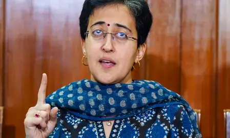 गोवा में आम आदमी पार्टी के नेता पर ईडी की कार्रवाई को लेकर आप का केंद्र सरकार पर हमला गोवा में आम आदमी पार्टी के नेता पर ईडी की कार्रवाई को लेकर आप का केंद्र सरकार पर हमला