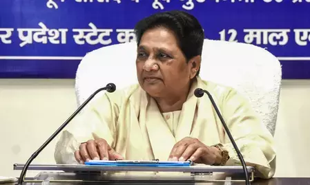 संविधान और धर्मनिरपेक्षता से समझौता देशहित में नहीं, पश्चिम बंगाल हिंसा पर मायावती की सरकारों को नसीहत