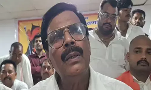 Bihar Politics: बेटे को मंत्री नहीं बनाने पर फूटा बाहुबली का गुस्सा, पार्टी से दे दिए बगावत के संकेत