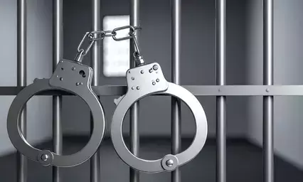 नीट यूजी पेपरलीक मामले में 10वीं गिरफ्तारी, सीबीआई ने महाराष्ट्र के कोचिंग सेंटर के डायरेक्टर को दबोचा नीट यूजी पेपरलीक मामले में 10वीं गिरफ्तारी, सीबीआई ने महाराष्ट्र के कोचिंग सेंटर के डायरेक्टर को दबोचा