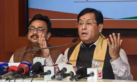 केंद्र सरकार 18 शहरों में वाटर मेट्रो नेटवर्क शुरू करने की योजना बना रही है: सर्बानंद सोनोवाल केंद्र सरकार 18 शहरों में वाटर मेट्रो नेटवर्क शुरू करने की योजना बना रही है: सर्बानंद सोनोवाल