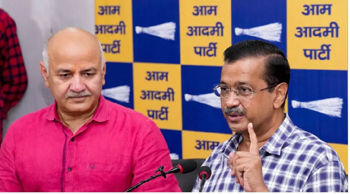 केजरीवाल-सिसोदिया समेत AAP नेताओं को हाईकोर्ट का अवमानना नोटिस, चार हफ्तों में मांगा जवाब केजरीवाल-सिसोदिया समेत AAP नेताओं को हाईकोर्ट का अवमानना नोटिस, चार हफ्तों में मांगा जवाब