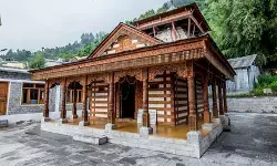 हिमाचल की गोद में बसा महर्षि वशिष्ठ का पवित्र गांव, जहां औषधीय कुंड में स्नान करने से दूर होती है रोग-व्याधि हिमाचल की गोद में बसा महर्षि वशिष्ठ का पवित्र गांव, जहां औषधीय कुंड में स्नान करने से दूर होती है रोग-व्याधि