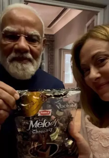 डिजिटल वर्ल्ड में मेलोडी का महा-तूफान: पीएम मोदी और जॉर्जिया मेलोनी के वीडियो ने तोड़े सारे रिकॉर्ड, चंद घंटों में आए 112 मिलियन व्यूज डिजिटल वर्ल्ड में मेलोडी का महा-तूफान: पीएम मोदी और जॉर्जिया मेलोनी के वीडियो ने तोड़े सारे रिकॉर्ड, चंद घंटों में आए 112 मिलियन व्यूज