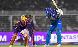 आईपीएल 2026: केकेआर की कसी हुई गेंदबाजी, सिर्फ 147 रन बना सकी मुंबई इंडियंस आईपीएल 2026: केकेआर की कसी हुई गेंदबाजी, सिर्फ 147 रन बना सकी मुंबई इंडियंस