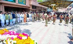 उत्तराखंड के पूर्व सीएम खंडूरी का पूरे सैन्य सम्मान के साथ अंतिम संस्कार, लोगों ने दी भावभीनी श्रद्धांजलि