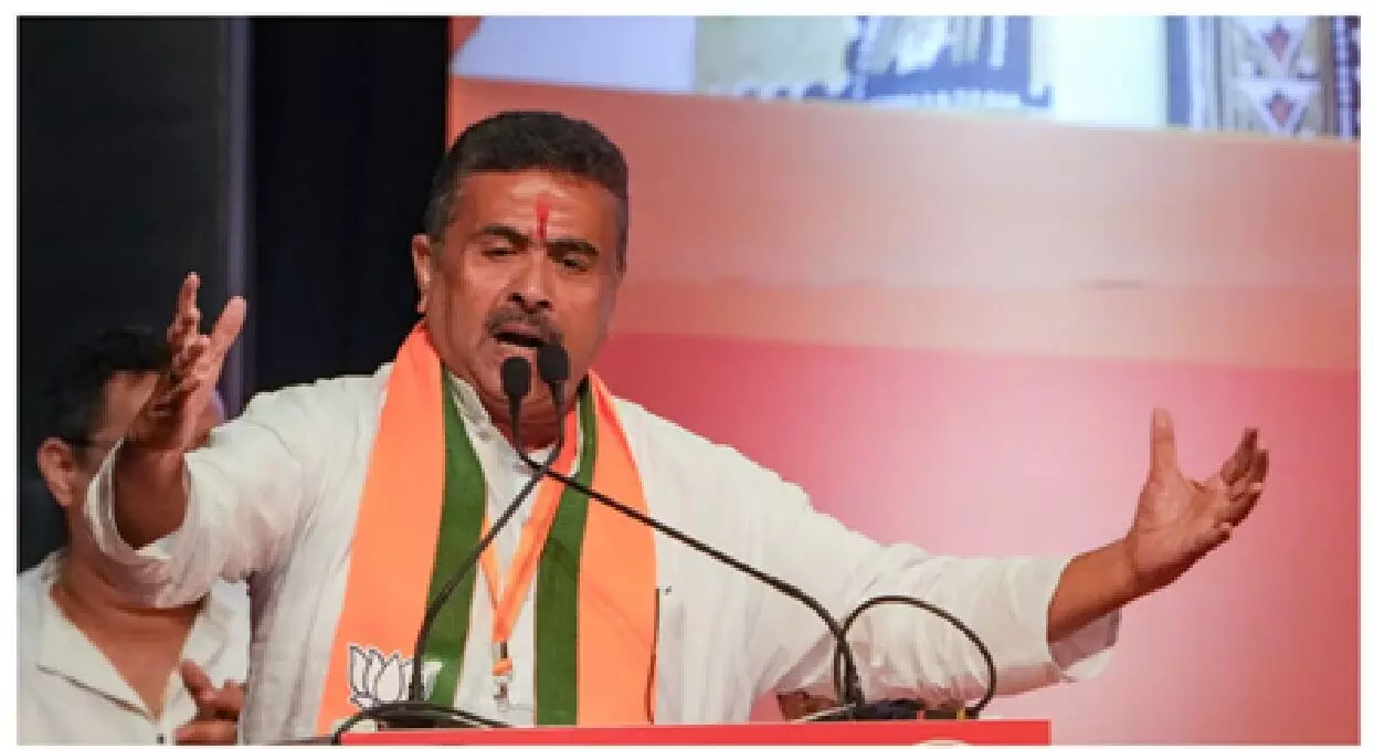 बंगाल के मदरसों में अब वंदे मातरम गाना अनिवार्य, शुभेंदु सरकार का एक और बड़ा फैसला बंगाल के मदरसों में अब वंदे मातरम गाना अनिवार्य, शुभेंदु सरकार का एक और बड़ा फैसला