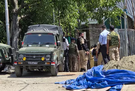 भारत के दुश्मनों का सफाया: PoK में मारा गया पुलवामा हमले का गुनहगार और जैश कमांडर हमजा बुरहान! भारत के दुश्मनों का सफाया: PoK में मारा गया पुलवामा हमले का गुनहगार और जैश कमांडर हमजा बुरहान!