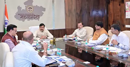 मध्य प्रदेश में नागरिकों के लिए सुगम परिवहन सेवा योजना शीघ्र प्रारंभ करें : मोहन यादव मध्य प्रदेश में नागरिकों के लिए सुगम परिवहन सेवा योजना शीघ्र प्रारंभ करें : मोहन यादव