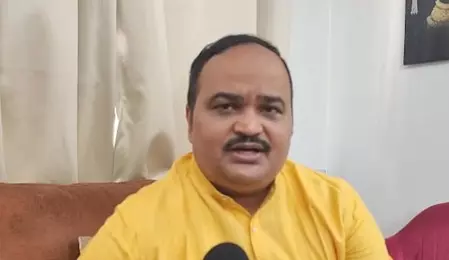 महंगाई-बेरोजगारी से जनता परेशान, पीएम मोदी विदेश यात्रा में व्यस्त: आनंद दुबे महंगाई-बेरोजगारी से जनता परेशान, पीएम मोदी विदेश यात्रा में व्यस्त: आनंद दुबे