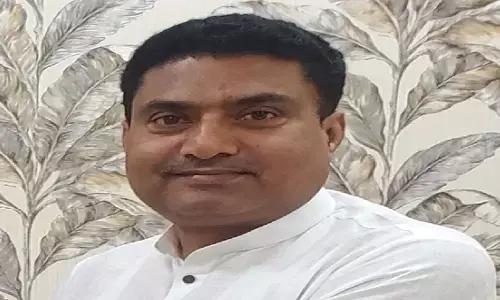 नोएडा के सेक्टर-130 में बिजली कटौती से ग्रामीणों में रोष, आंदोलन की चेतावनी नोएडा के सेक्टर-130 में बिजली कटौती से ग्रामीणों में रोष, आंदोलन की चेतावनी