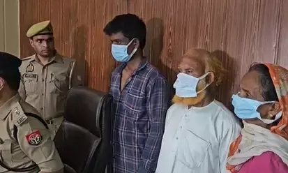 लखनऊ में रोंगटे खड़े करने वाली वारदात: पिता ने अपनी बेटी की हत्या कर किए टुकड़े, बहन और बहनोई भी साजिश में शामिल! लखनऊ में रोंगटे खड़े करने वाली वारदात: पिता ने अपनी बेटी की हत्या कर किए टुकड़े, बहन और बहनोई भी साजिश में शामिल!