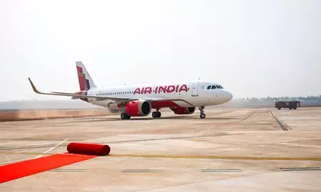 दिल्ली से बेंगलुरु जा रही एयर इंडिया की फ्लाइट टेल स्ट्राइक का शिकार, बाल-बाल बचे 179 यात्री-क्रू दिल्ली से बेंगलुरु जा रही एयर इंडिया की फ्लाइट टेल स्ट्राइक का शिकार, बाल-बाल बचे 179 यात्री-क्रू