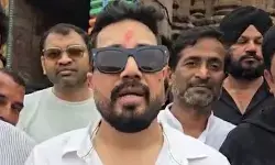 पुरी में जगन्नाथ मंदिर पहुंचे सिंगर मीका सिंह, पूजा-अर्चना कर ग्रहण किया महाप्रसाद पुरी में जगन्नाथ मंदिर पहुंचे सिंगर मीका सिंह, पूजा-अर्चना कर ग्रहण किया महाप्रसाद