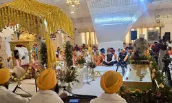 ऋषिकेश से हेमकुंड साहिब यात्रा का पहला जत्था रवाना, दिल्ली एलजी टीएस संधू ने दिखाई हरी झंडी