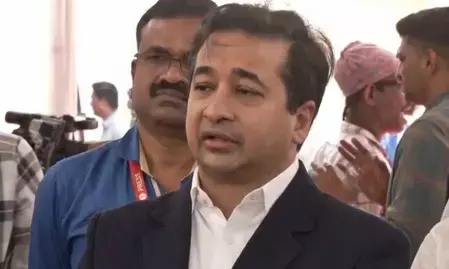 वंदे मातरम गाने से खत्म हो जाएगा मदरसों से आतंकवाद: नितेश राणे
