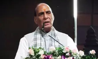 अगले 20-25 वर्षों में भारत भारत दुनिया का सबसे बड़ा रक्षा उत्पाद निर्यातक देश बनेगा: राजनाथ सिंह अगले 20-25 वर्षों में भारत भारत दुनिया का सबसे बड़ा रक्षा उत्पाद निर्यातक देश बनेगा: राजनाथ सिंह
