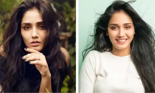 ट्विशा शर्मा के दूसरे पोस्टमार्टम के लिए एम्स-दिल्ली की टीम भोपाल पहुंची ट्विशा शर्मा के दूसरे पोस्टमार्टम के लिए एम्स-दिल्ली की टीम भोपाल पहुंची