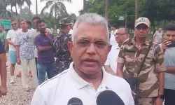 फाल्टा उपचुनाव को लेकर मंत्री दिलीप घोष बोले- टीएमसी के लोग भाग गए फाल्टा उपचुनाव को लेकर मंत्री दिलीप घोष बोले- टीएमसी के लोग भाग गए