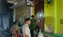 बलिया के स्पा सेंटर पर बड़ी कार्रवाई, दिल्ली पुलिस की छापेमारी में सात नाबालिग समेत आठ युवतियां बरामद बलिया के स्पा सेंटर पर बड़ी कार्रवाई, दिल्ली पुलिस की छापेमारी में सात नाबालिग समेत आठ युवतियां बरामद