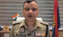 मुरादाबाद में रिश्तों का कत्ल! पत्नी ने प्रेमी संग मिलकर पति की जान ली.. पुलिस ने आरोपियों को दबोचा मुरादाबाद में रिश्तों का कत्ल! पत्नी ने प्रेमी संग मिलकर पति की जान ली.. पुलिस ने आरोपियों को दबोचा