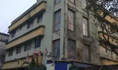 तृणमूल कांग्रेस को बड़ा झटका: तृणमूल भवन खाली करने का नोटिस; इमारत मालिक ने दिया सुरक्षा कारणों का हवाला तृणमूल कांग्रेस को बड़ा झटका: तृणमूल भवन खाली करने का नोटिस; इमारत मालिक ने दिया सुरक्षा कारणों का हवाला