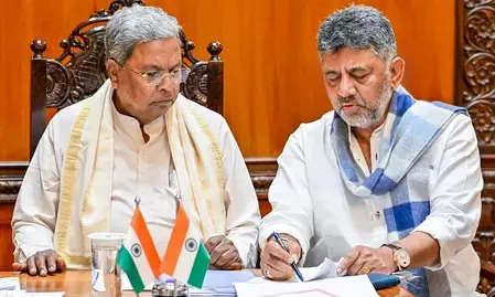 कर्नाटक में बड़ा हादसा: नदी में डूबने से एक ही परिवार के 8 लोगों की मौत, सीएम ने जताया दुख कर्नाटक में बड़ा हादसा: नदी में डूबने से एक ही परिवार के 8 लोगों की मौत, सीएम ने जताया दुख