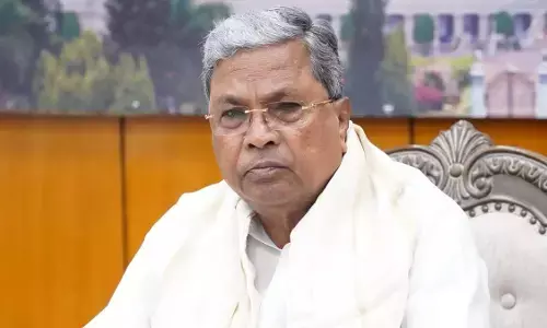 कर्नाटक में सीएम बदलने की अटकलें तेज, सिद्धारमैया का दिल्ली से बुलावा; इन मुद्दों पर हो सकती है चर्चा कर्नाटक में सीएम बदलने की अटकलें तेज, सिद्धारमैया का दिल्ली से बुलावा; इन मुद्दों पर हो सकती है चर्चा