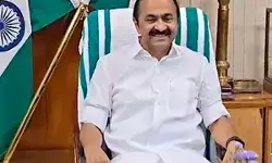 दिल्ली में केरल CM सतीशन की पहली आधिकारिक मुलाकात दिल्ली में केरल CM सतीशन की पहली आधिकारिक मुलाकात