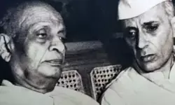 नेहरू की पुण्यतिथि आज : नेहरू और पटेल को बैलों की एक जोड़ी के रूप में देखते थे गांधीजी नेहरू की पुण्यतिथि आज : नेहरू और पटेल को बैलों की एक जोड़ी के रूप में देखते थे गांधीजी