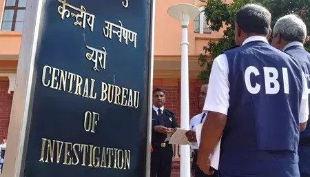 2019 बंगाल चुनाव के बाद हिंसा मामले में सीबीआई की बड़ी कार्रवाई, कादिर मुल्ला समेत 10 गिरफ्तार 2019 बंगाल चुनाव के बाद हिंसा मामले में सीबीआई की बड़ी कार्रवाई, कादिर मुल्ला समेत 10 गिरफ्तार