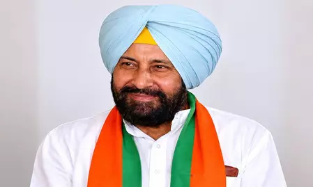 मान सरकार नगर निगम चुनावों में बड़े पैमाने पर कर रही अनियमितता : केवल सिंह ढिल्लों मान सरकार नगर निगम चुनावों में बड़े पैमाने पर कर रही अनियमितता : केवल सिंह ढिल्लों