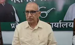 ईंधन कीमतों में कटौती की मांग तेज, इनेलो ने सरकार को दिया अल्टीमेटम ईंधन कीमतों में कटौती की मांग तेज, इनेलो ने सरकार को दिया अल्टीमेटम