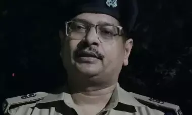 बदायूं में पुलिस मुठभेड़: गोलीबारी में दो इनामी बदमाश घायल, एक सिपाही भी जख्मी बदायूं में पुलिस मुठभेड़: गोलीबारी में दो इनामी बदमाश घायल, एक सिपाही भी जख्मी