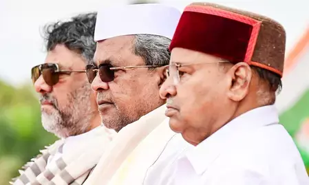 कर्नाटक : राज्यपाल ने स्वीकार किया सिद्धारमैया का इस्तीफा, फिलहाल कार्यवाहक मुख्यमंत्री बने रहेंगे